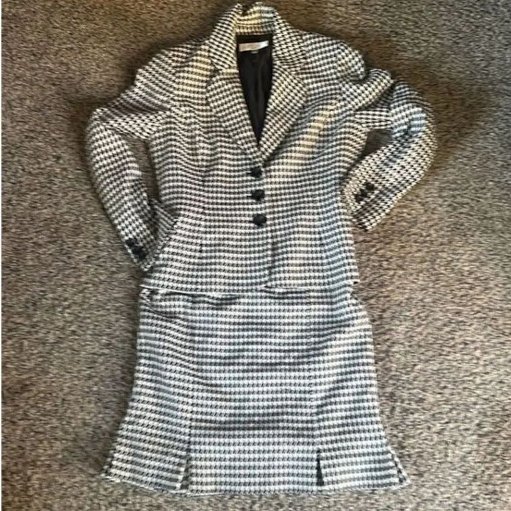 KasperβBlackβplaidβSkirtβsuitβset